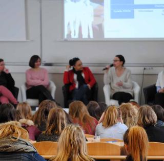 ENSTA Bretagne : opération de sensibilisation des lycéennes aux métiers d'ingénieures